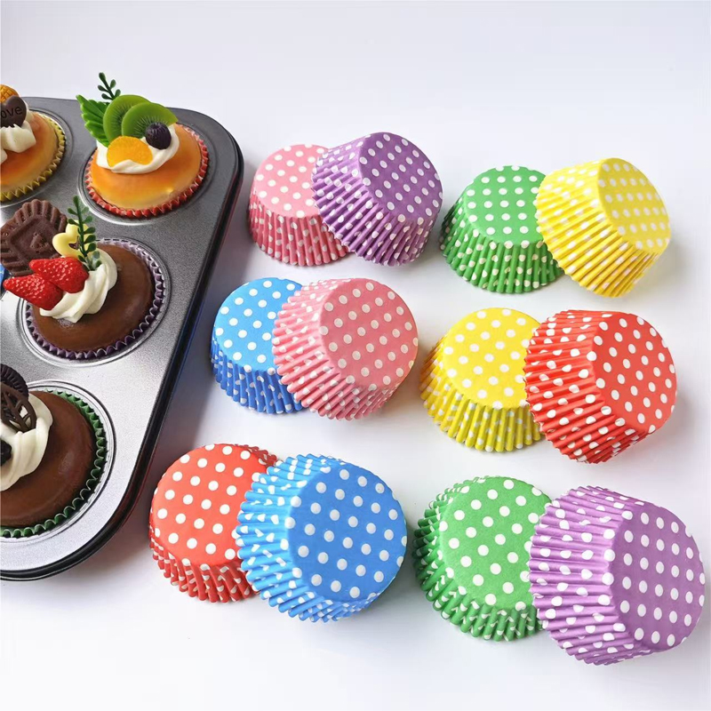 Kitchen Baking Paper - 100 Adet Puantiyeli Kek Kağıt Kaplamaları,